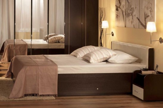 Спальня «BERLIN» Двуспальная кровать со стационарным основанием металл