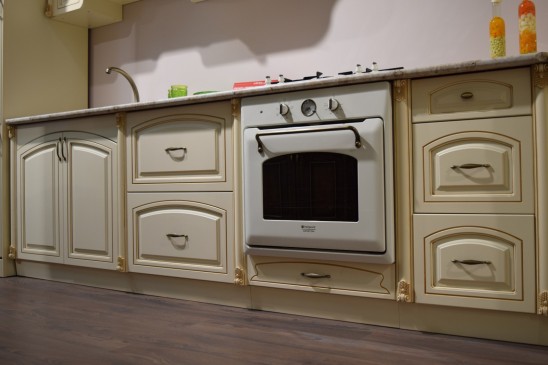 Готовая прямая кухня «Мадлен» Крем 3,6м