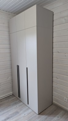 «Николь» (Ивару) Шкаф 3-х створчатый м.23 «Николь» (Ивару) Шкаф 3-х створчатый м.23