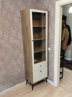 «Вега Саксония» Шкаф-витрина Миндаль «Вега Саксония» Шкаф-витрина Миндаль