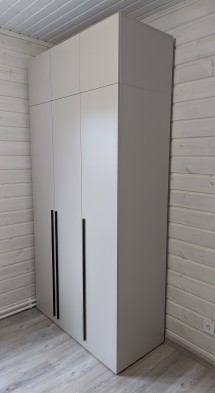 «Николь» (Ивару) Шкаф 3-х створчатый м.23