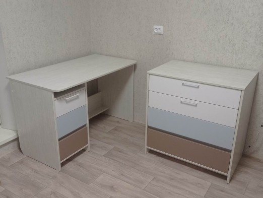 «Зефир» Стол письменный № 17.2