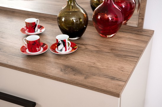 «Кара» Комод м.4