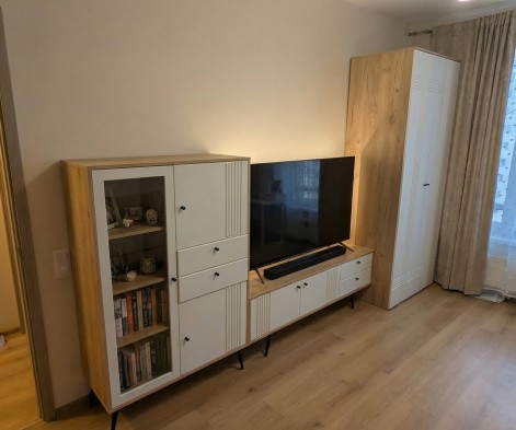 «Вега Саксония» Шкаф низкий (1 стеклодверь) Миндаль