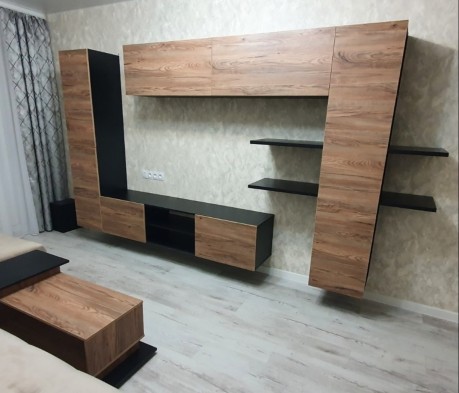 «Альда» Тумба под ТВ навесная 2Д КМК 0782.6-01 Черный /Дуб веллингтон